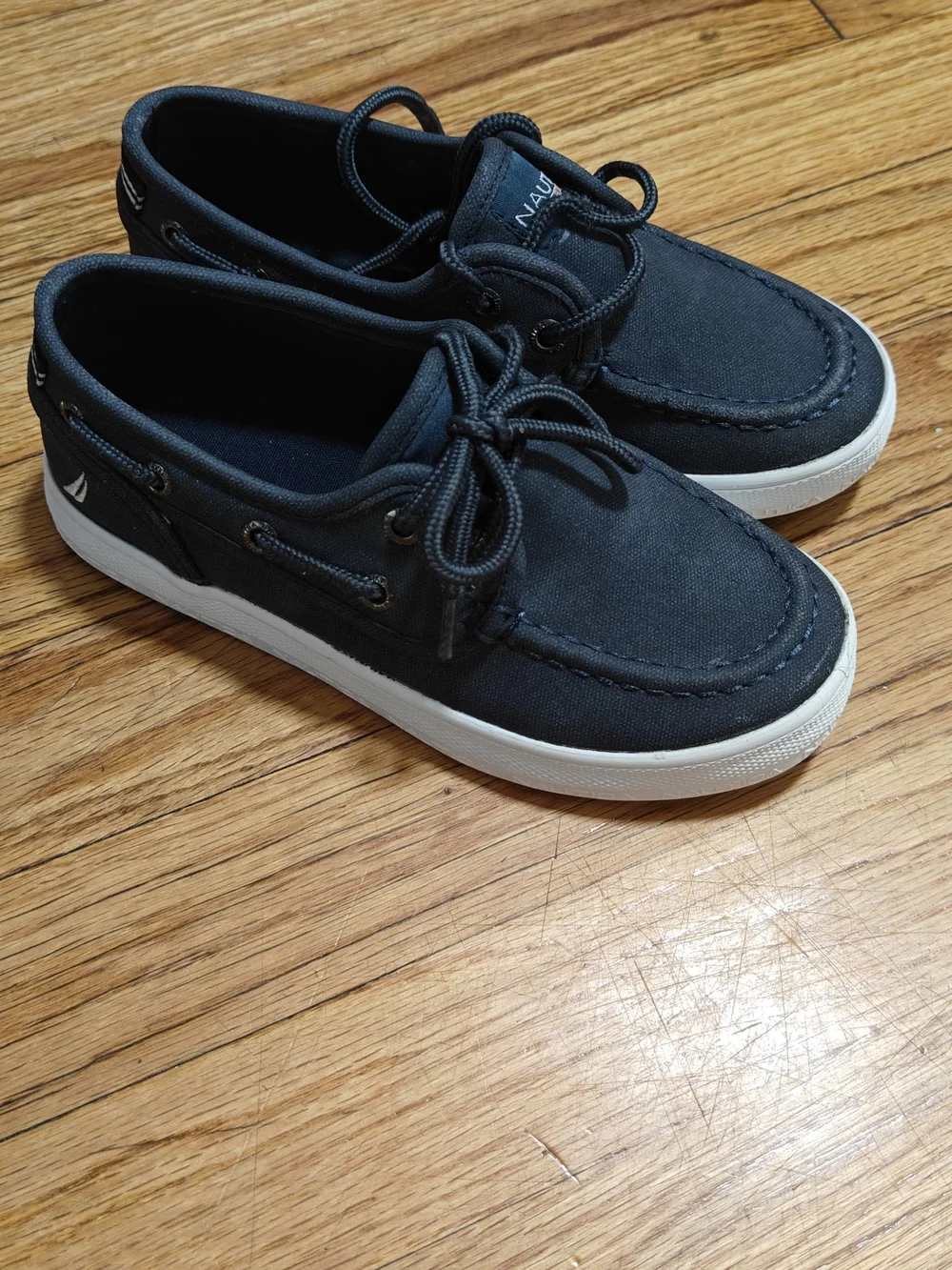 Nautica Kids Shoes  Dark Navy Canvas Boat Shoes with White Sole